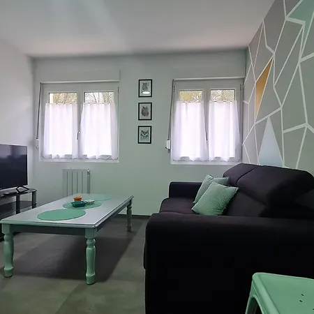 Renove En Bordure De Foret Avec Balcon Privatif - Mont-saint-martin - Fr-1-584-377 Appartamento *